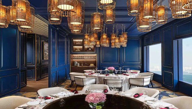 What Are The Different Types Of Luxury Hotel Dining Options