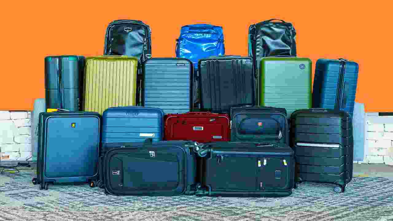 Difference Between Luggage And Baggage - Unveiling Guide